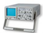 雙通道 20MHz， 高靈敏度 1mV/DIV； 最高采樣率為20MS/s ；高亮度、內(nèi)刻度東芝示波管 ；內(nèi)置 RS-232接口，便于和計算機(jī)通訊．