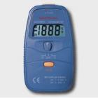 分 辨 率：1℃,1℉;攝 氏 度：-50～-40℃±6℃，-39～-20℃±5℃;-19～0℃±3℃，0～500℃±0.75%;501～750℃±1%
華 氏 度:：-58～-4℉±7℉，-3～-32℉±4℉;32～932℉±2℉，933～1382℉±1℉.

