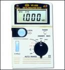 YF-509 數(shù)字絕緣電阻測(cè)試儀(兆歐表).3 1/2數(shù)字位,最大讀數(shù)2000,最大值鎖定,數(shù)據(jù)鎖定,DCV:0～1000V,ACV:0～750V, MΩ:0.1～200MΩ/250V  0.1～2000MΩ/1000V,鳴響連續(xù)性測(cè)試
