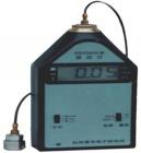 AWA5933 型振動儀,應(yīng)用于各種機器振動測量。傳感器：壓電加速度計，電荷靈敏度約 3pC/m.s2；頻率范圍：10Hz～5000Hz；重量：約20g.頻率范圍：10Hz～1000Hz.測量范圍：振動加速度a: 0.01～199.9 m/s2,振動烈度Sev:0.01～199.9 mm/s,振幅s: 0.1～1999 μm.顯示器：3? 位 LCD

