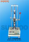 SD-300電子數(shù)顯彈簧拉壓試驗(yàn)機(jī)是測試?yán)臁?壓縮彈簧的變形量和負(fù)荷關(guān)系特性的專用儀器。適用拉伸、壓縮彈簧在一定工作長度下的工作負(fù)荷的測試，也可用于橡膠、簧片等彈性器件的彈力負(fù)荷測試。最大工作負(fù)荷：300N.負(fù)荷分度值eP：0.1N