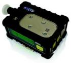 PGM-2000(LEL/O2/H2S/CO/數(shù)據(jù)采集)氣體檢測器/QRAE Plus 密閉空間氣體檢測器，包括16,000個數(shù)據(jù)記錄點的存儲能力，一接四的插入式“智能型”傳感器：易燃氣體、氧氣、硫化氫、一氧化碳,可選的特定物質(zhì)毒性傳感器：二氧化硫(SO2)、一氧化氮(NO)、二氧化氮(NO2)、氯氣(Cl2)、氰化氫(HCN)、氨氣(NH3)、磷化氫(PH3)
