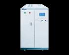 采用高頻脈寬調(diào)制和智能IGBT輸出，輸出電壓低檔1～150V，高檔1～300V，效率高于85％。數(shù)字分頻、鎖相、波形瞬時(shí)反饋技術(shù)，輸出穩(wěn)定度<1%，失真度<2%；電參數(shù)輸出精度高；電壓：±（0.4%×預(yù)置值+0.1%×量程）；頻率：± 0.1%