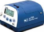 SIDEPAKTM 個(gè)體暴露空氣采樣泵（型號(hào)：SP530）適用于工業(yè)衛(wèi)生和職業(yè)安全等方面的空氣采樣。與濾紙或吸收管配合使用，可采集空氣中的粉塵或氣體。流量范圍(cc/min):50～3000 
 
