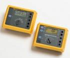Fluke 1625 GEO 接地電阻測試儀   3極法和4極法接地電阻測量 4極法測量土壤電阻系數(shù)  2極法測量交流電阻  2極法和4極法測量直流電阻  自動頻率控制（AFC）