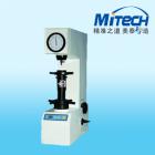 儀器簡介：
HR-150DT型電動洛氏硬度計是用于專門測試金屬材料洛氏硬度的半自動洛氏硬度計。試驗力施加、保荷、卸荷自動完成，操作簡便。

